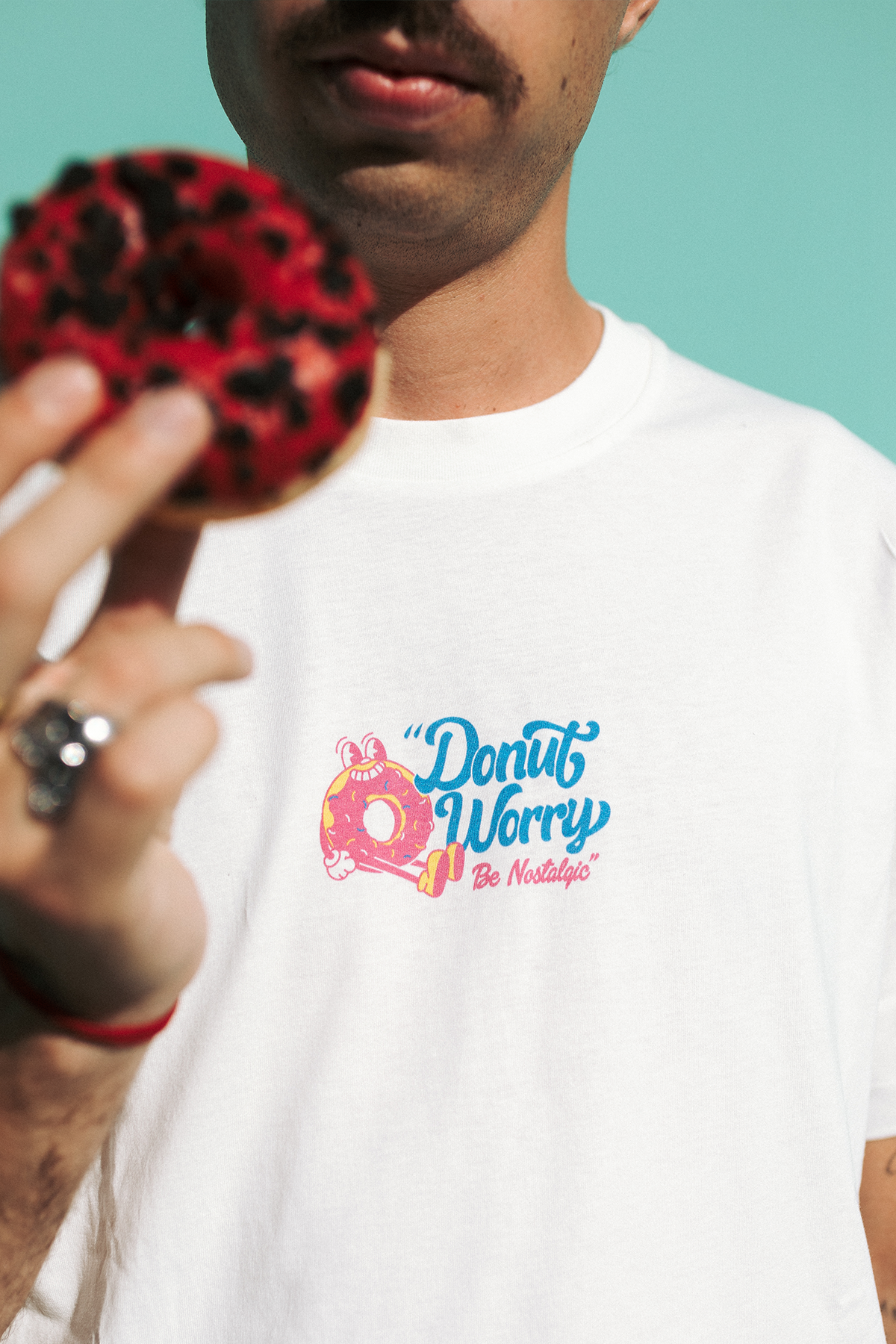Donut Worry | Camiseta OffWhite