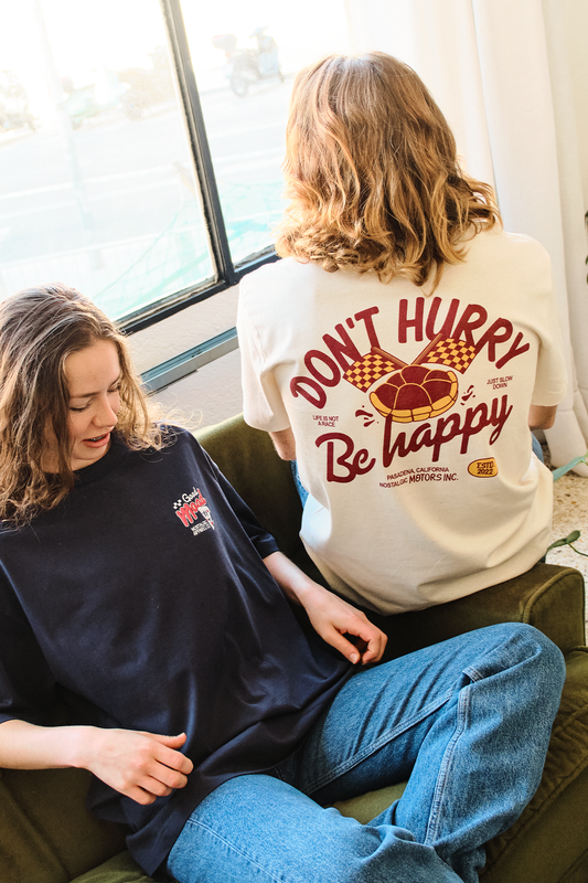 Don't Hurry Be Happy | Natural Tee