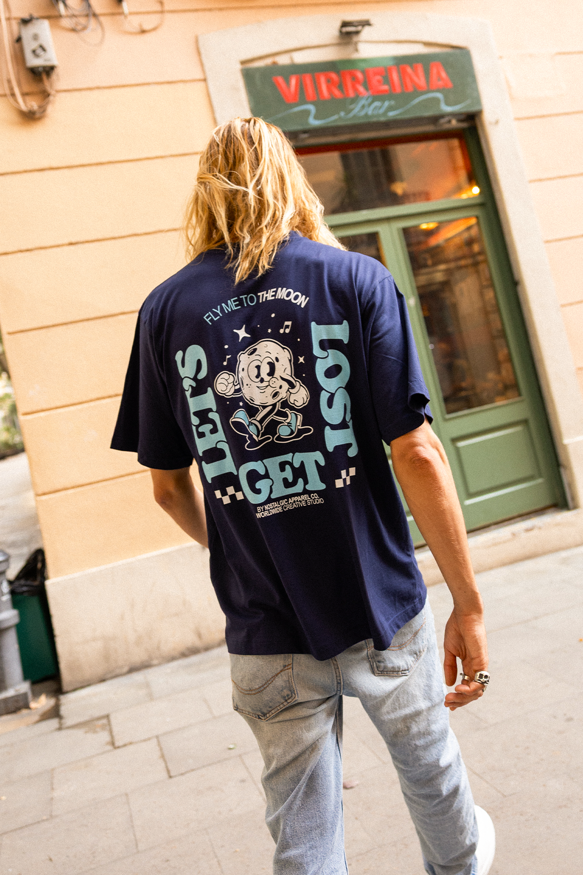 Fly me to the moon | Tee