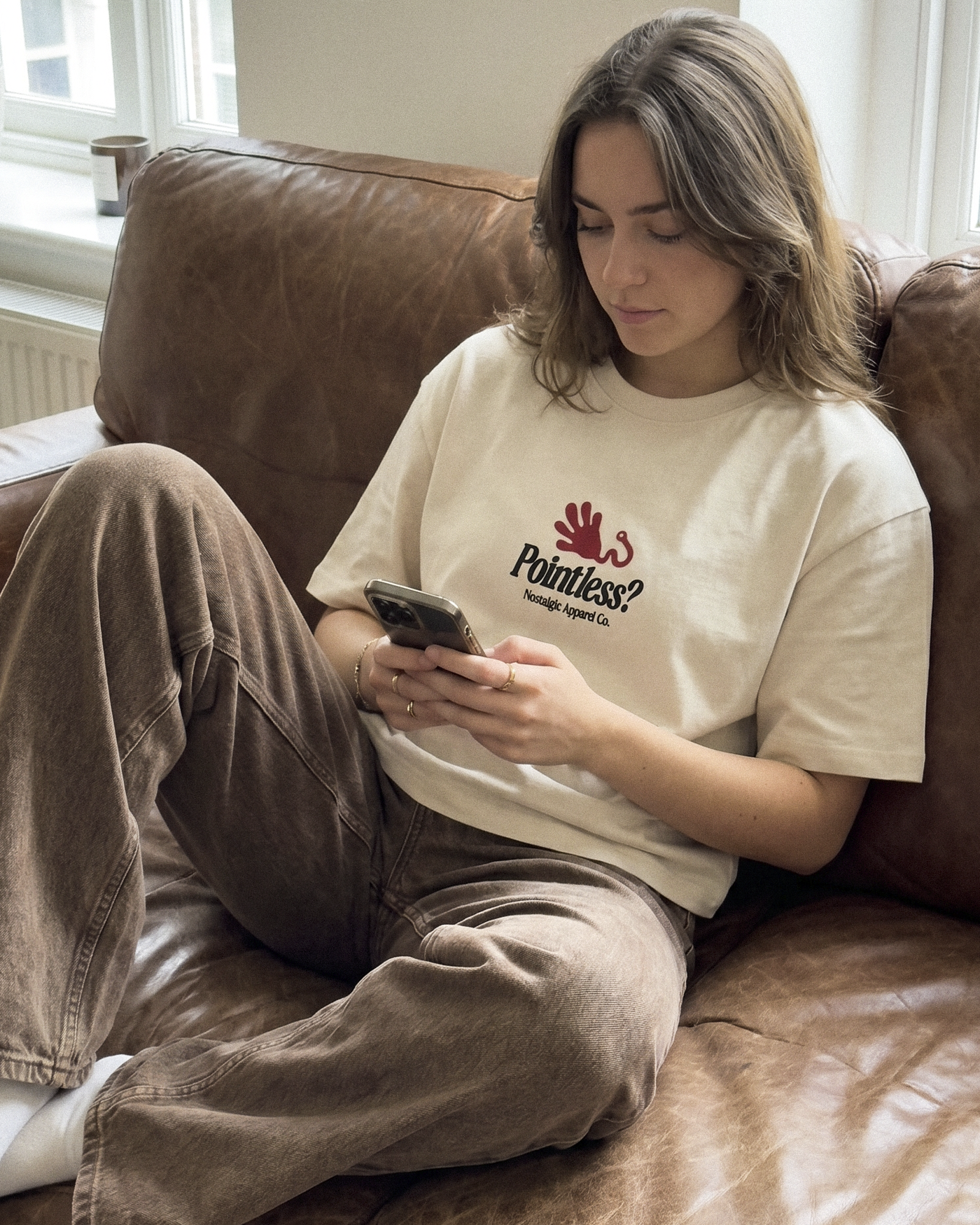 Pointless? But addictive | Cropped Tee