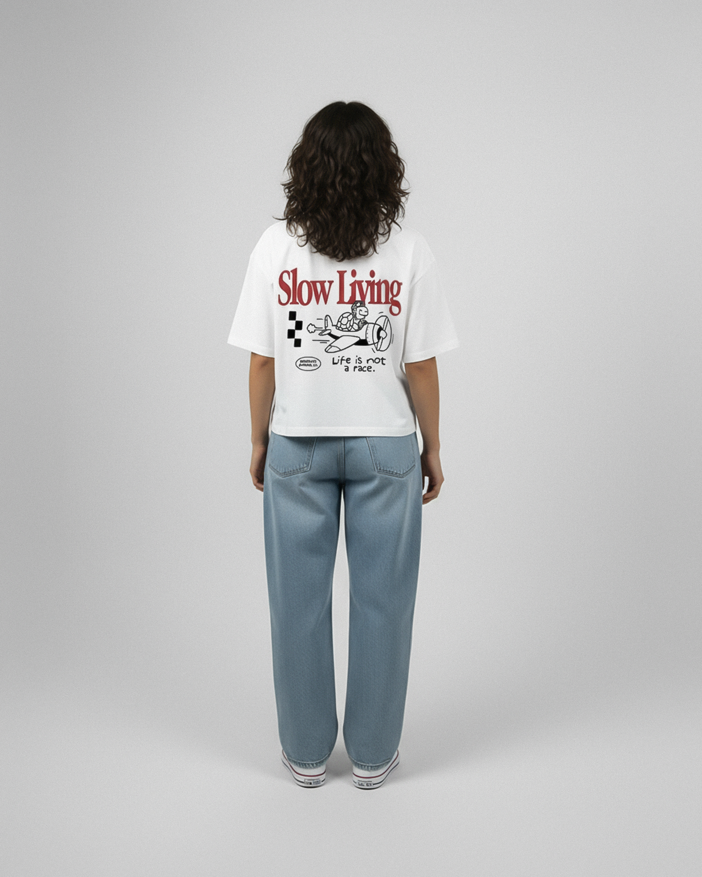 Life is not a race | Cropped Tee