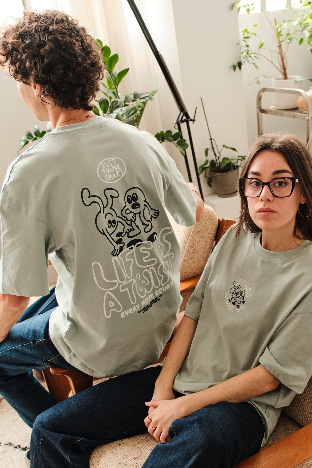 Life is a twist | Tee