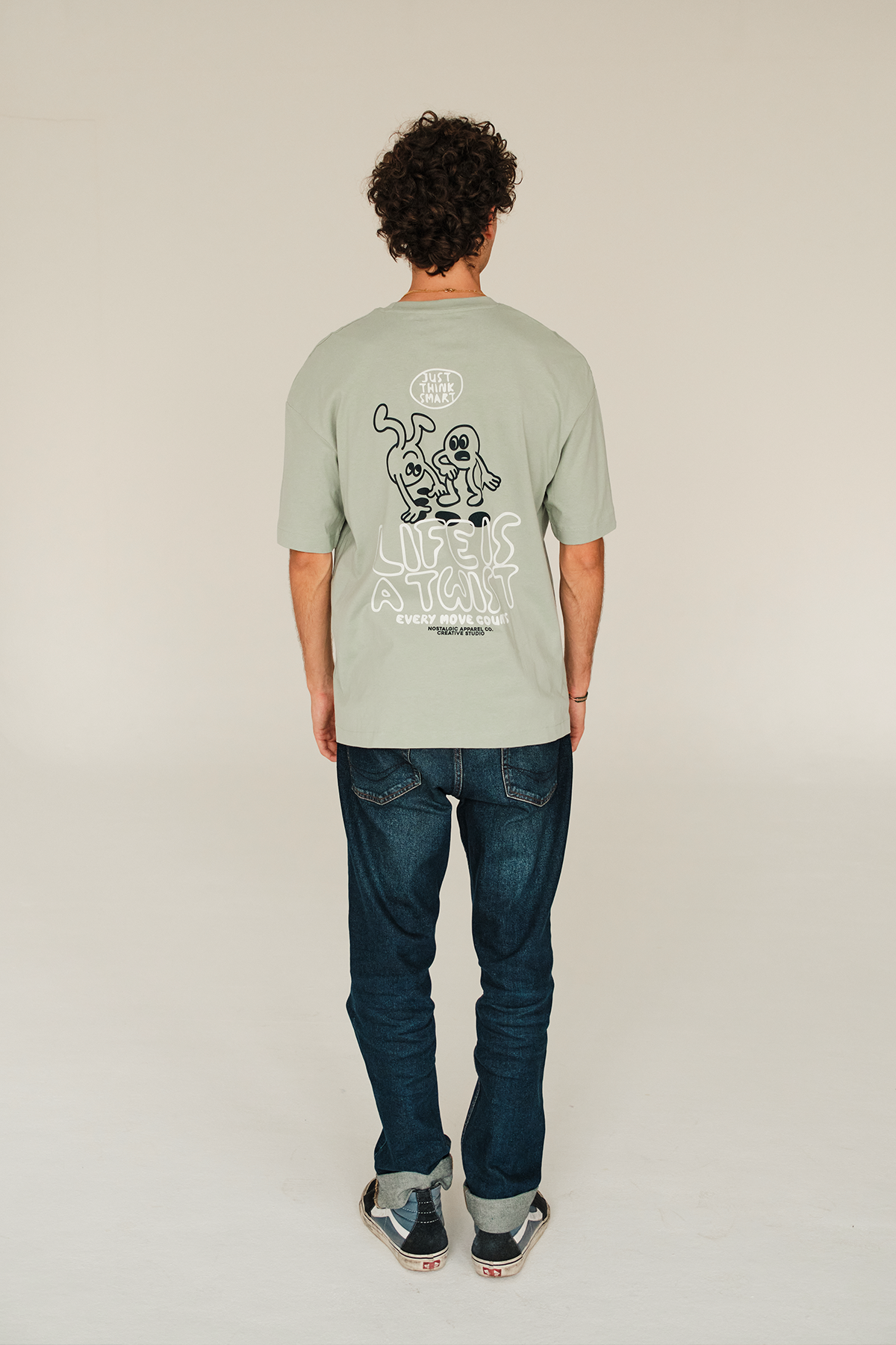 Life is a twist | Tee