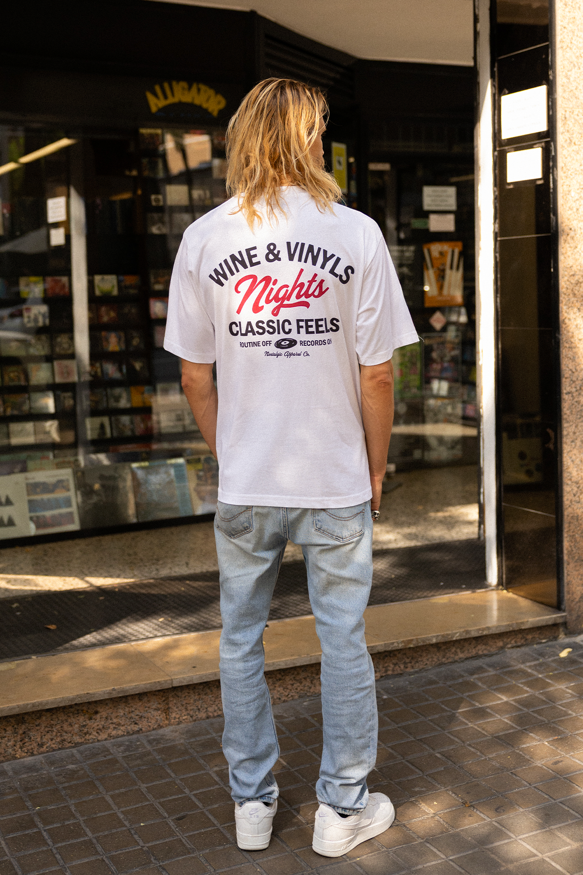 Wine & Vinyls | Tee